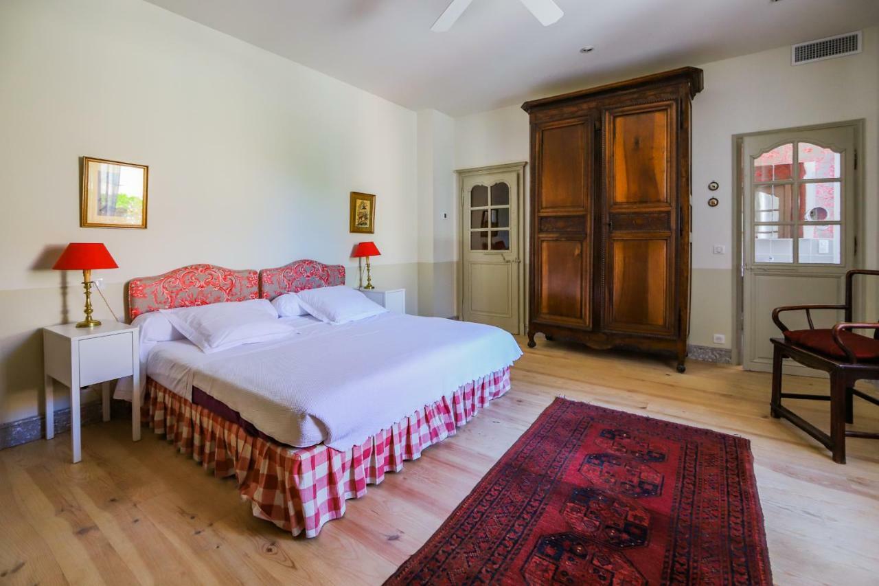 1 Logis A Domme - Piscine & Spa Екстер'єр фото